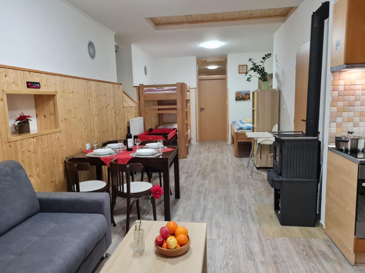 Apartment Chleew Bela pod Pradedem Eksteriør billede